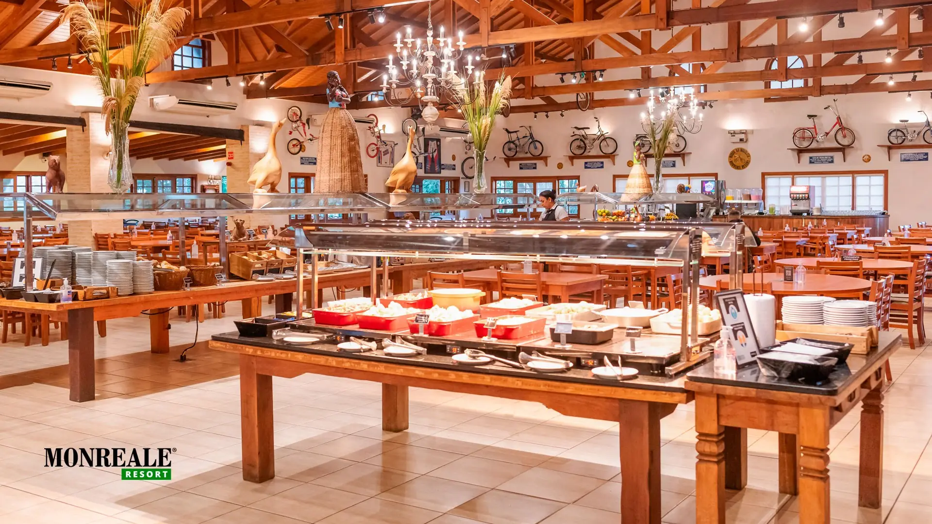 Restaurante e buffet do Monreale Resort