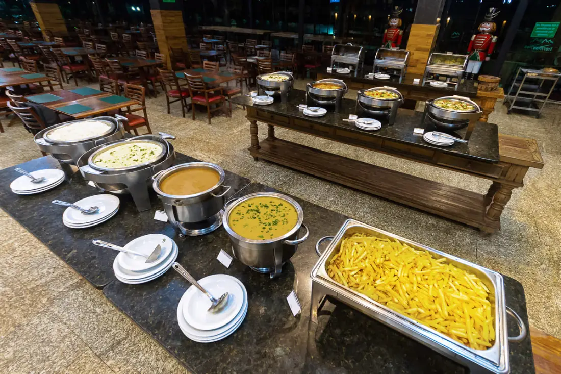 Buffet completo do Thermas All Inclusive