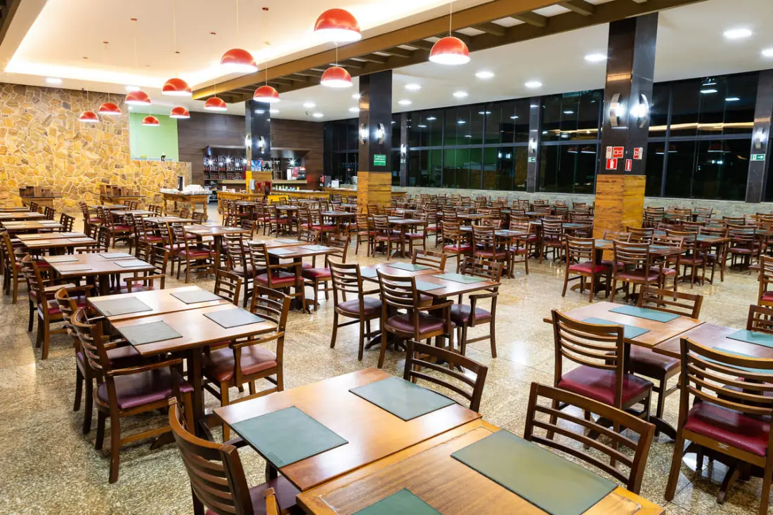Praça de alimentação do Thermas Resort